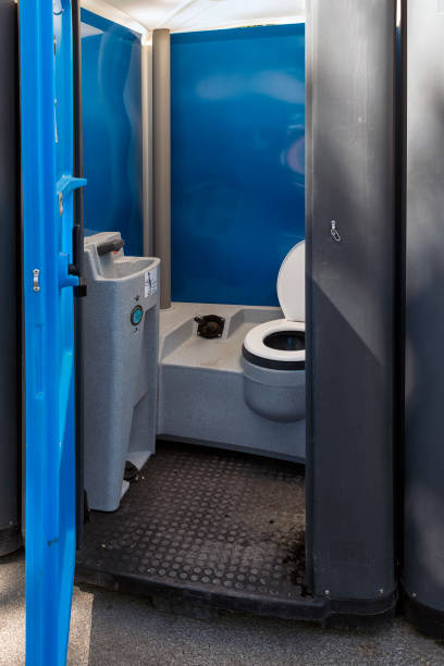 Best Construction site porta potty rental  in Maplewood, WA